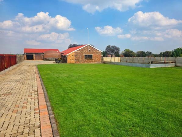 2.2 ha Farm