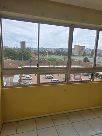 2.5 Bedroom Apartment