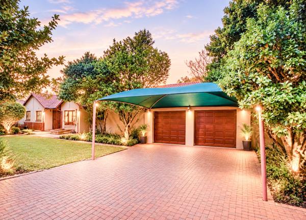 5 Bedroom House