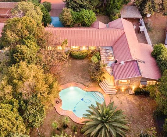5 Bedroom House
