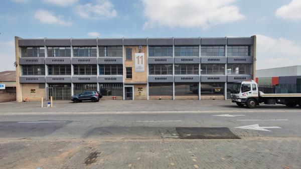 3 700 m² Industrial space