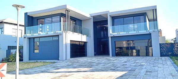 6 Bedroom House