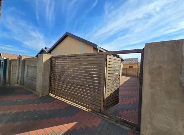 2 Bedroom House