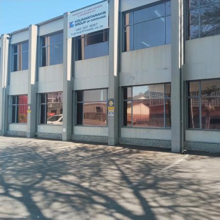 496 m² Industrial space