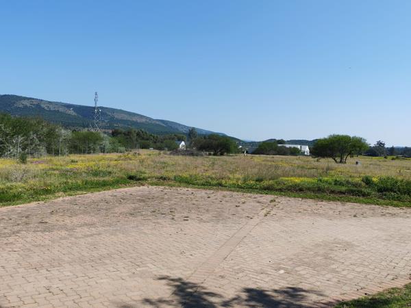 660 m² Land