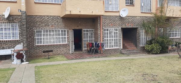 2 Bedroom Flat