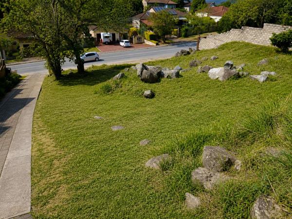 752 m² Land
