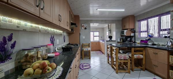 5 Bedroom House