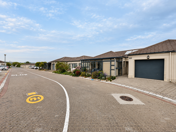 2 Bedroom House