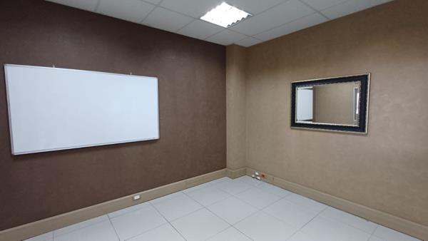 400 m² Industrial space