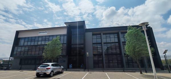354 m² Office Space