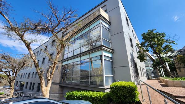 2 119 m² Office Space