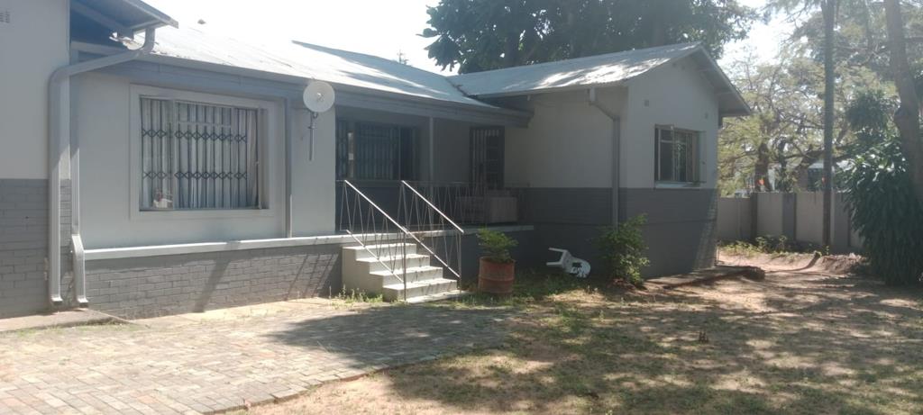 24 Bedroom House