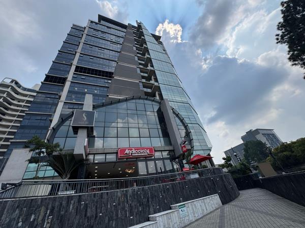 411.8 m² Commercial space