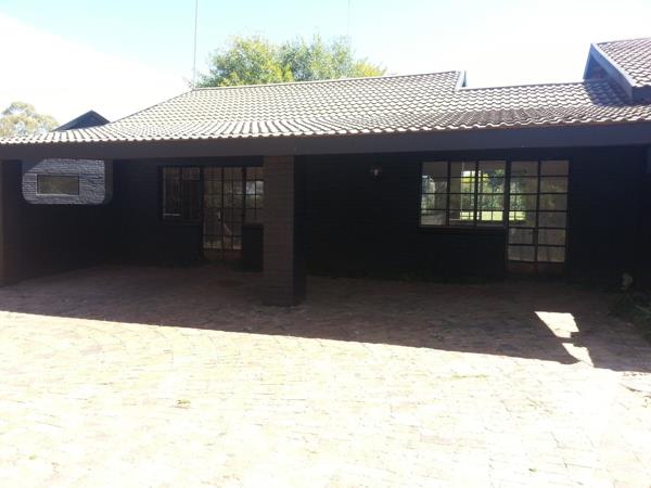 1 Bedroom House