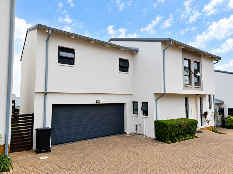 4 Bedroom Townhouse