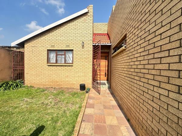2 Bedroom House