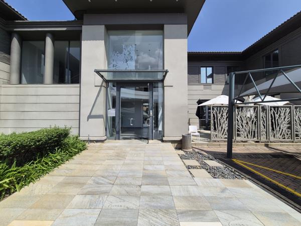 344 m² Commercial space