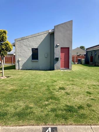 2 Bedroom House