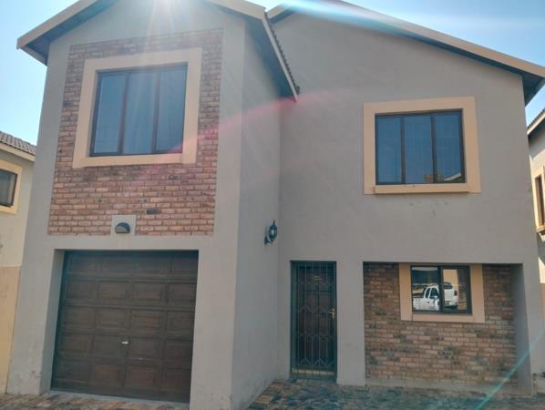 3 Bedroom Townhouse