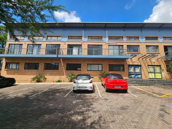 466 m² Commercial space
