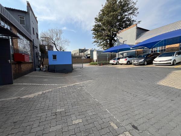 301 m² Industrial space