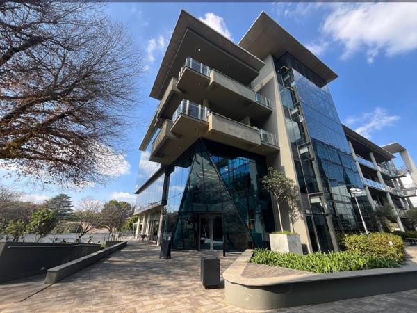 1 593 m² Office Space