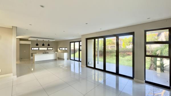 5 Bedroom Townhouse