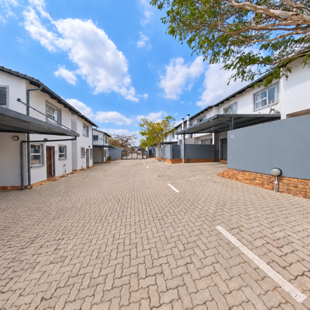 3 Bedroom Townhouse