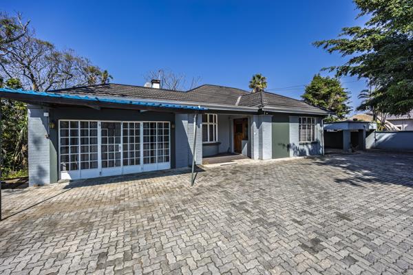 8 Bedroom House