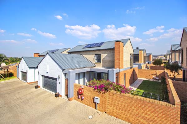 4 Bedroom Townhouse