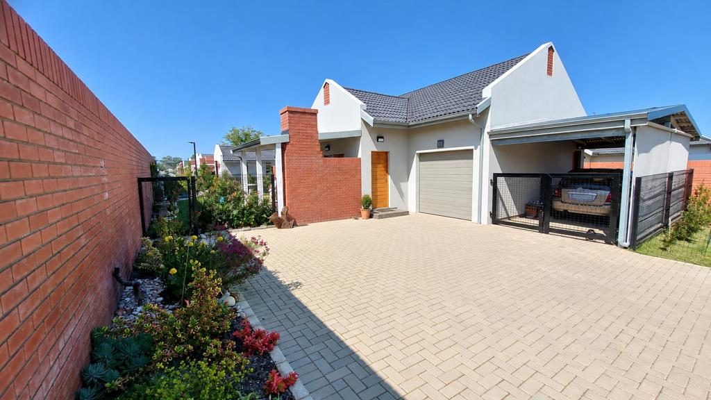 3 Bedroom Townhouse