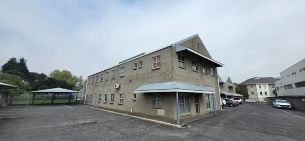 500 m² Office Space