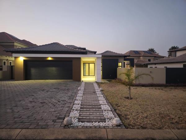 6 Bedroom House