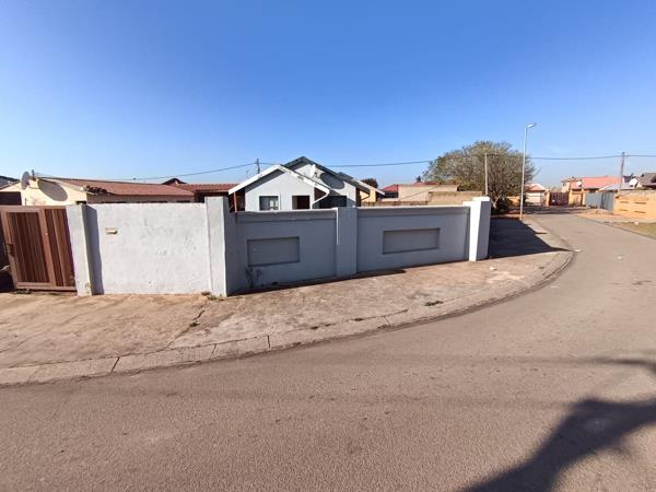 2 Bedroom House