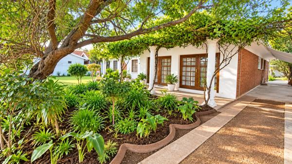 5 Bedroom House