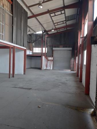371 m² Industrial space