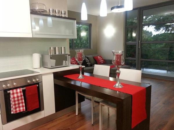 1 Bedroom House