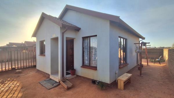 2 Bedroom House