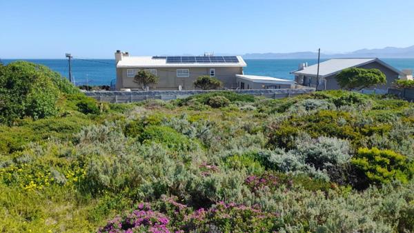 852 m² Land