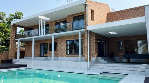 6 Bedroom House