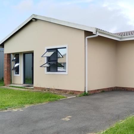 400 m² Land