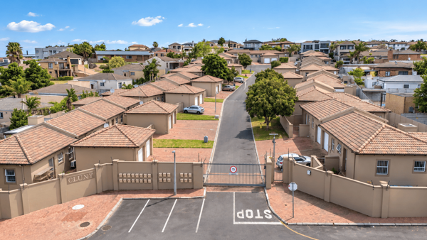 3 Bedroom Townhouse