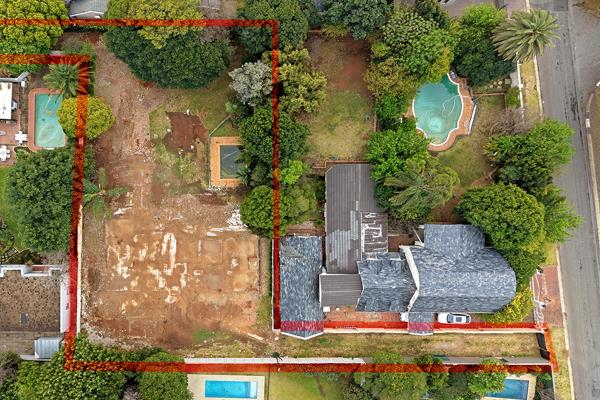 1 828 m² Land
