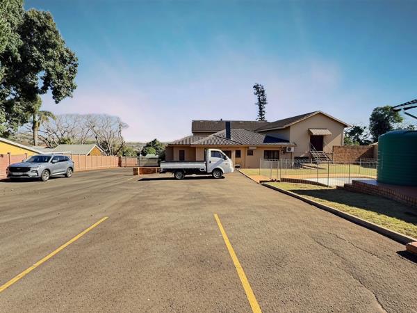 880 m² Commercial space