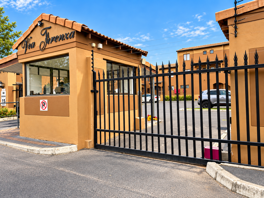 2 Bedroom Duplex in Parklands