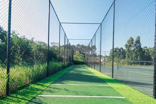 1 055 m² Land