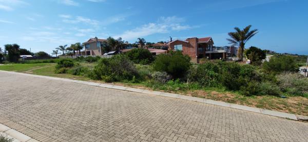 894 m² Land