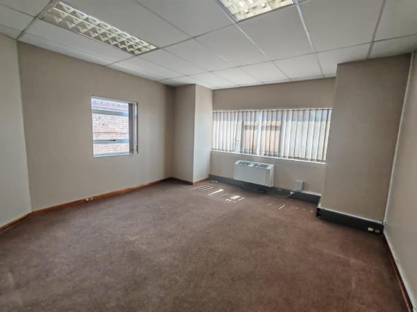 122 m² Office Space