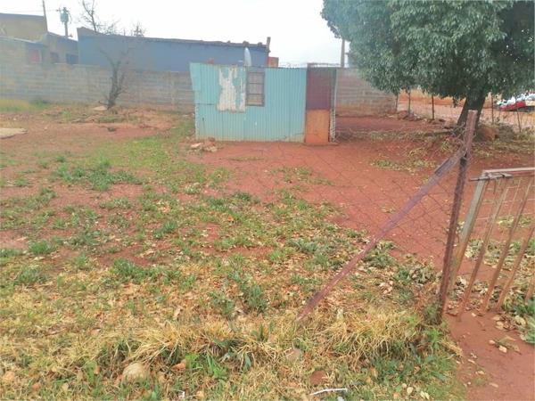 283 m² Land